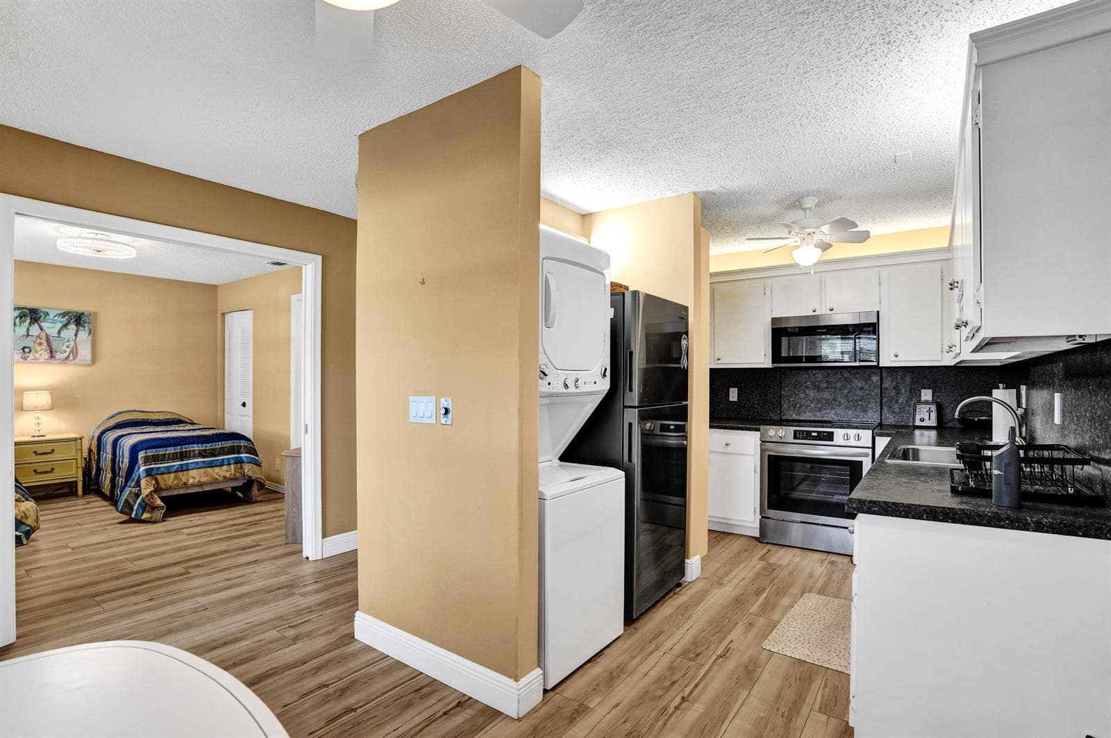1050 Citrus Way 203 photo 11