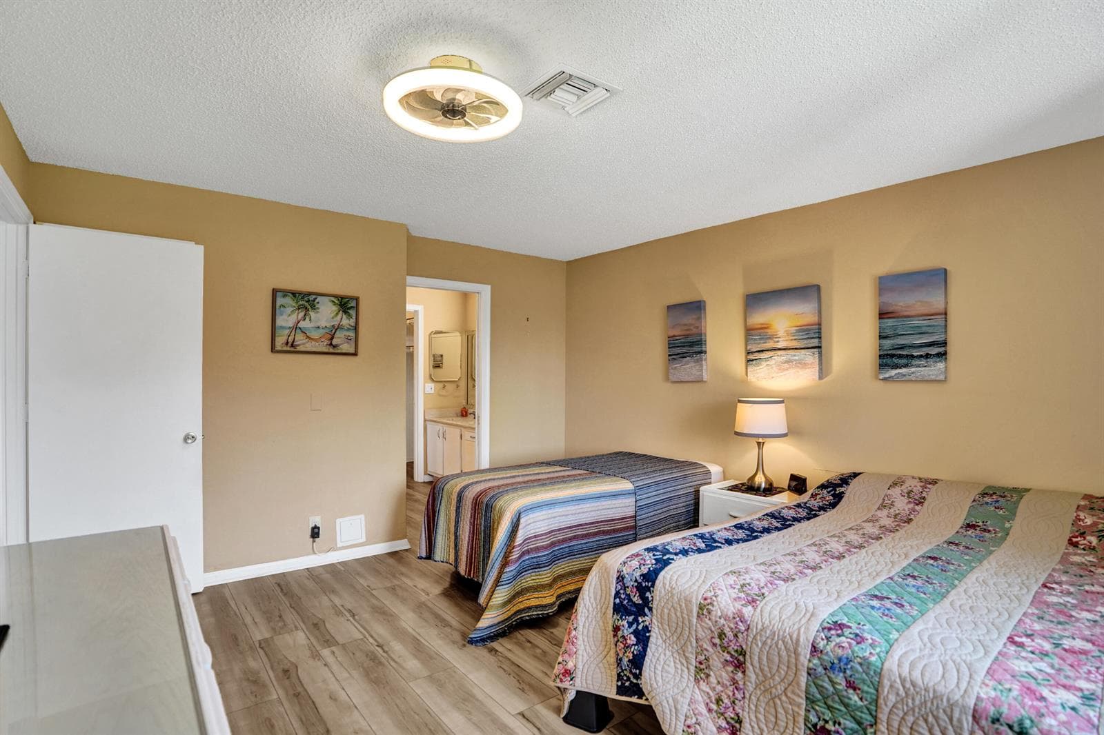1050 Citrus Way 203 photo 25