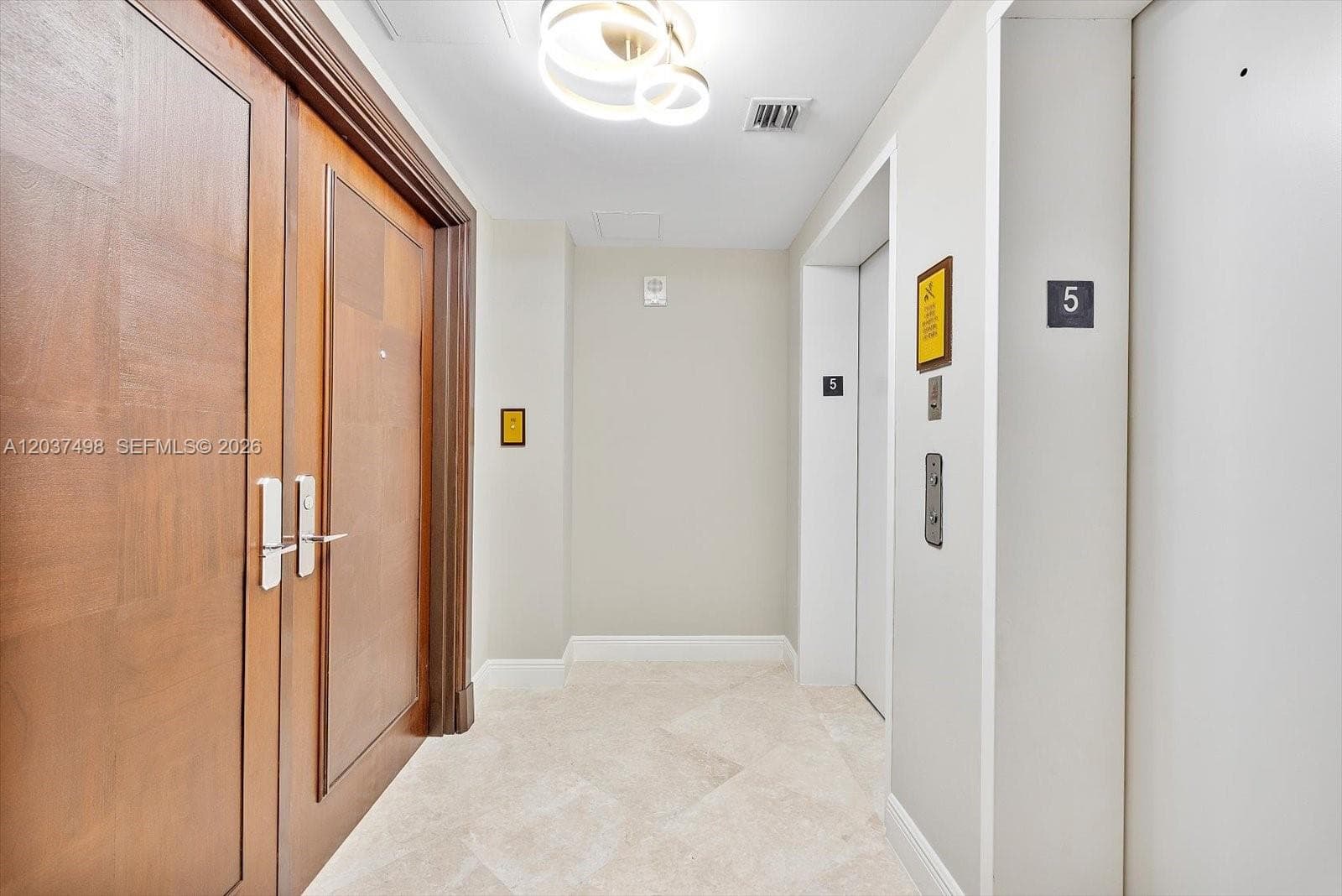 16275 Collins Ave 502 photo 2