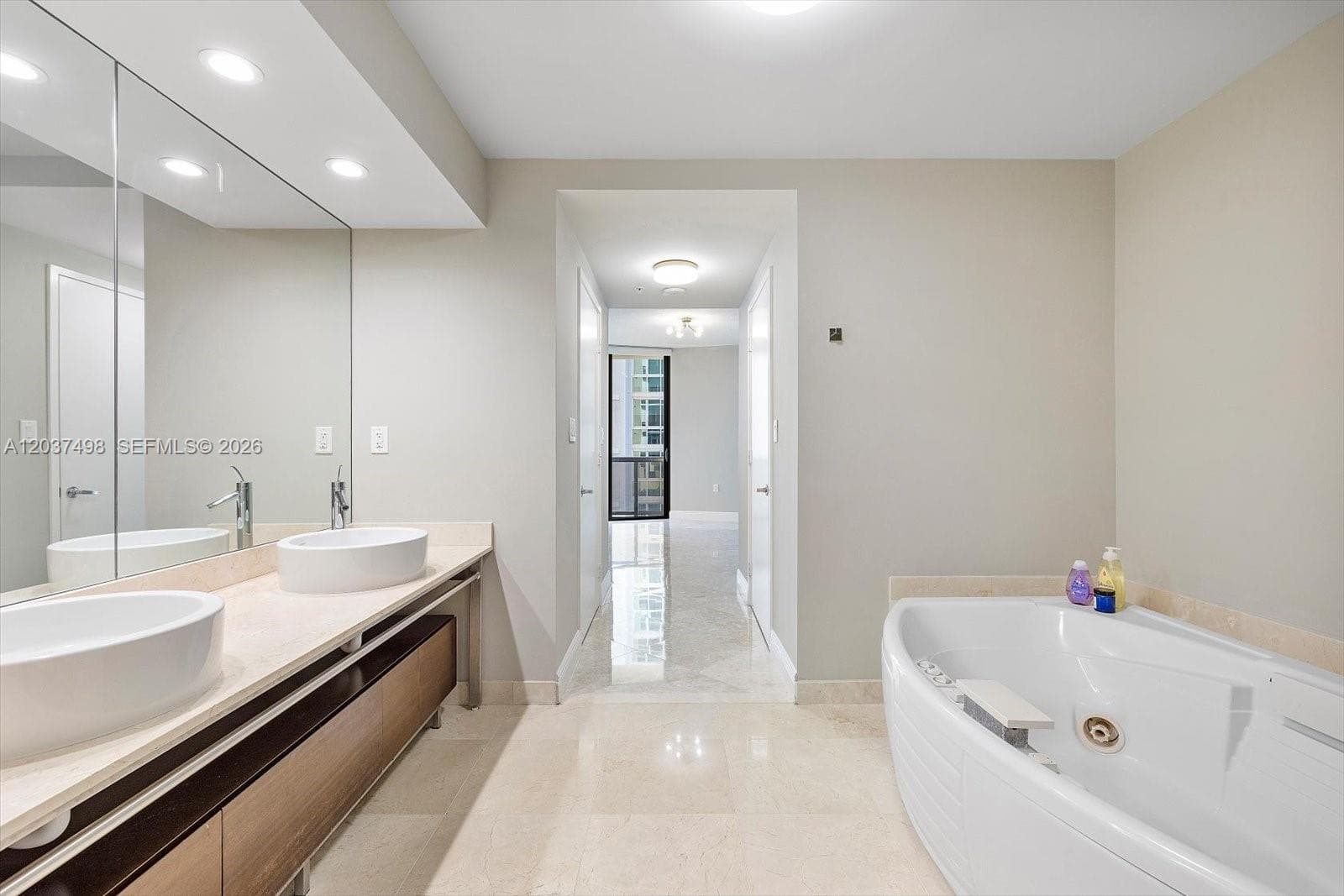 16275 Collins Ave 502 photo 17