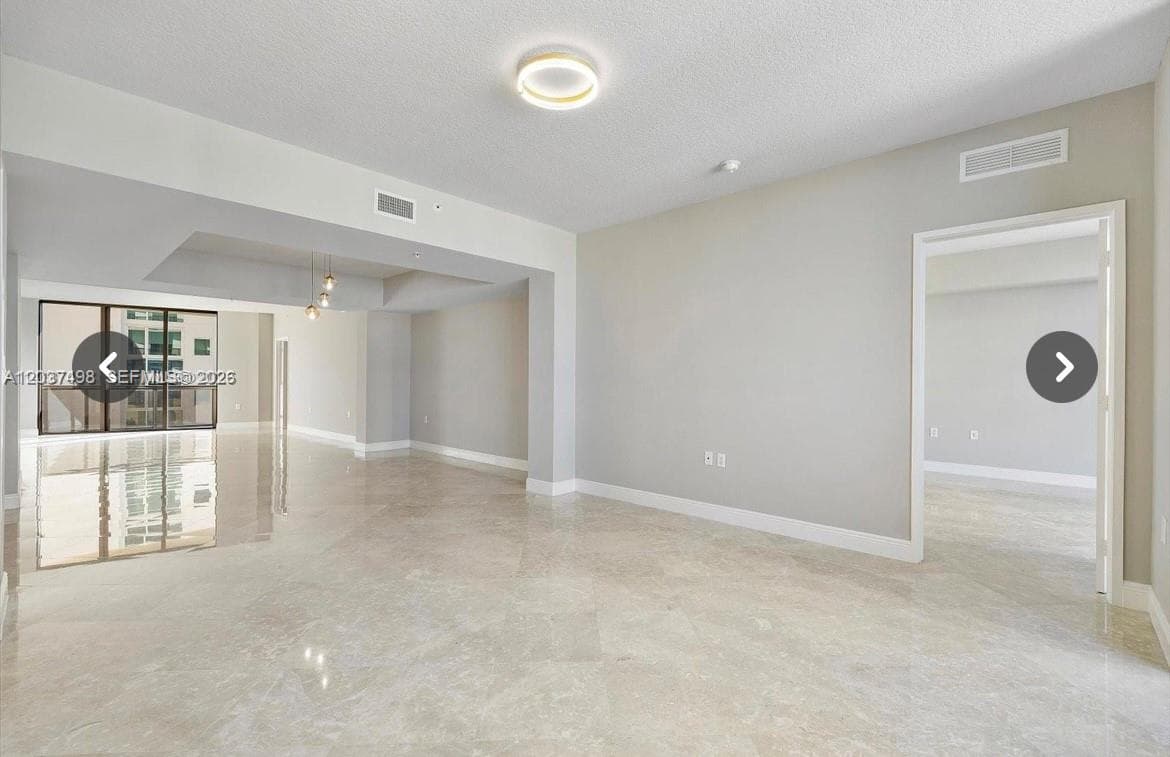 16275 Collins Ave 502 photo 10