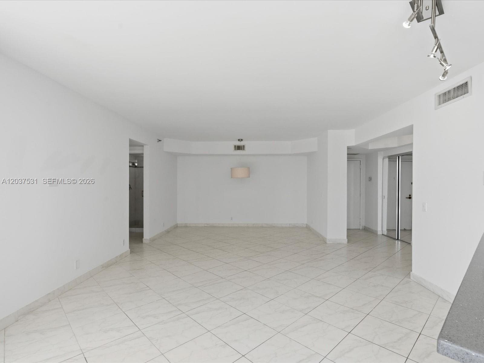 3610 Yacht Club Dr 702 photo 5