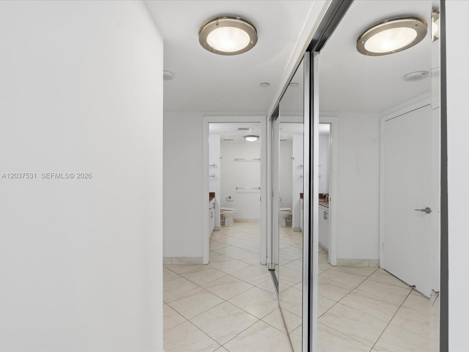3610 Yacht Club Dr 702 photo 24