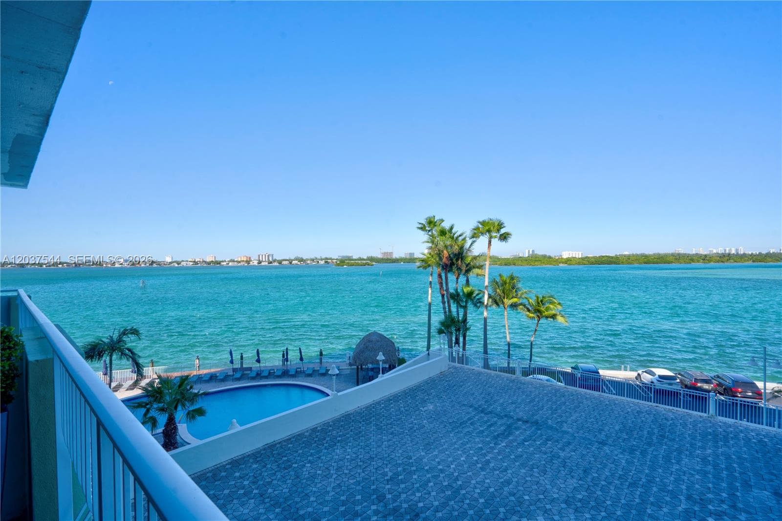 10350 W Bay Harbor Dr 4T photo 17