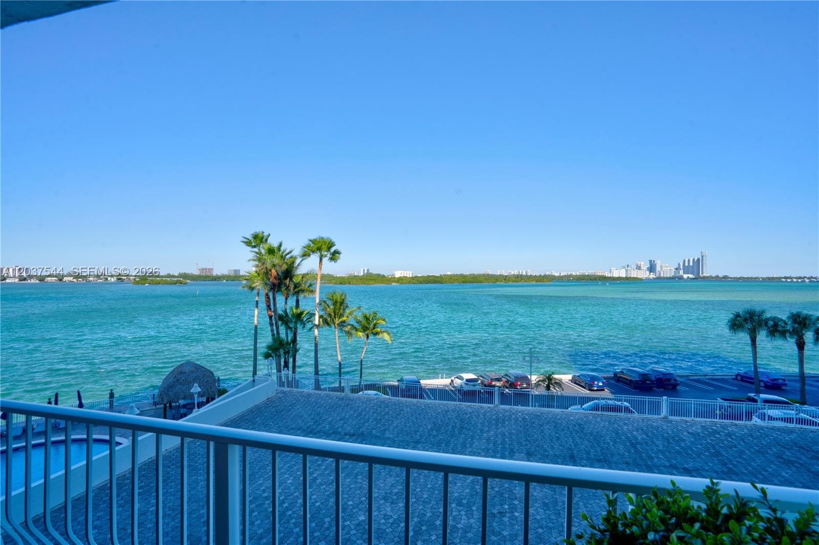 10350 W Bay Harbor Dr 4T photo 18