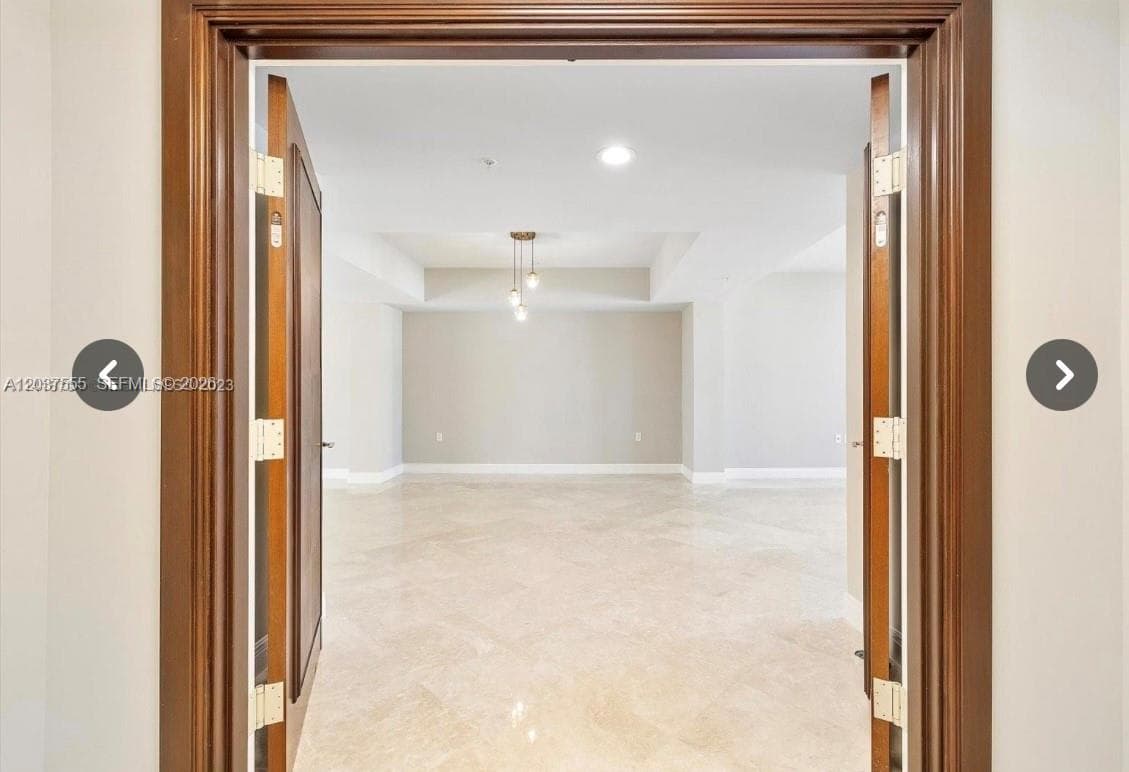 16275 Collins Ave 502 photo 1