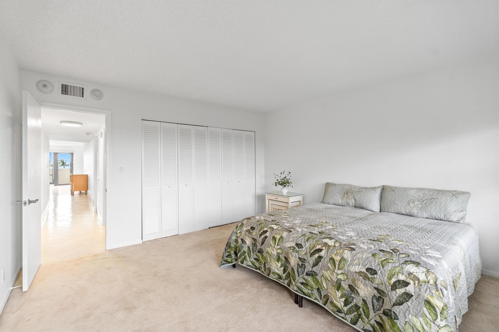 5100 N Ocean Boulevard 517 photo 15
