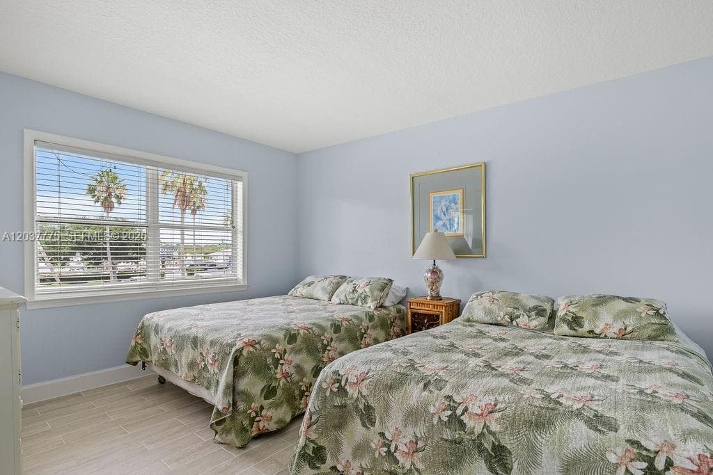 23 Royal Palm Pt B photo 22