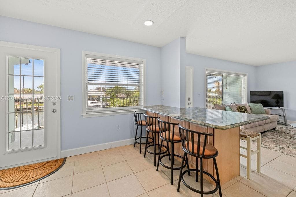 23 Royal Palm Pt B photo 18