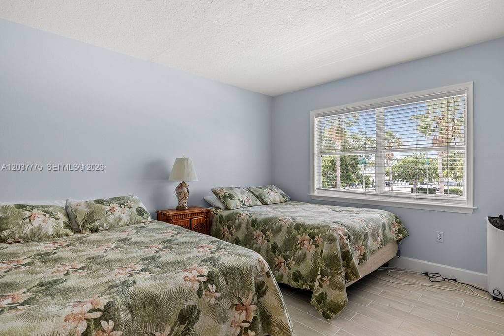 23 Royal Palm Pt B photo 25