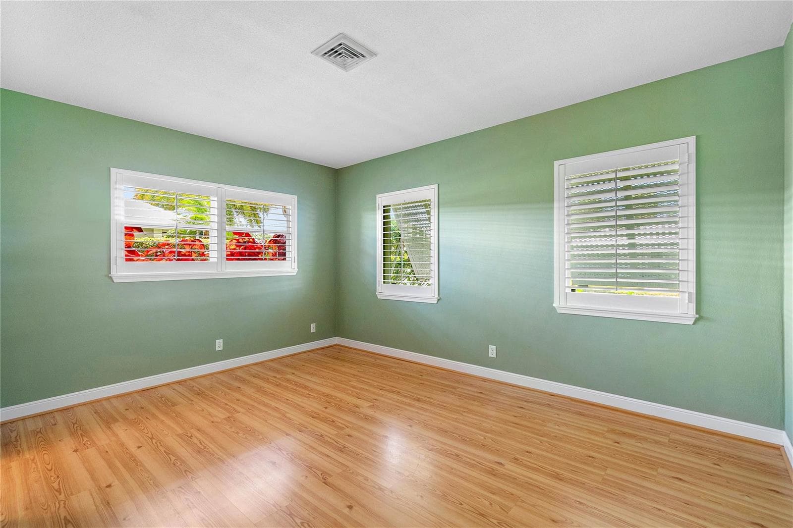 976 SW Mulberry Way photo 22
