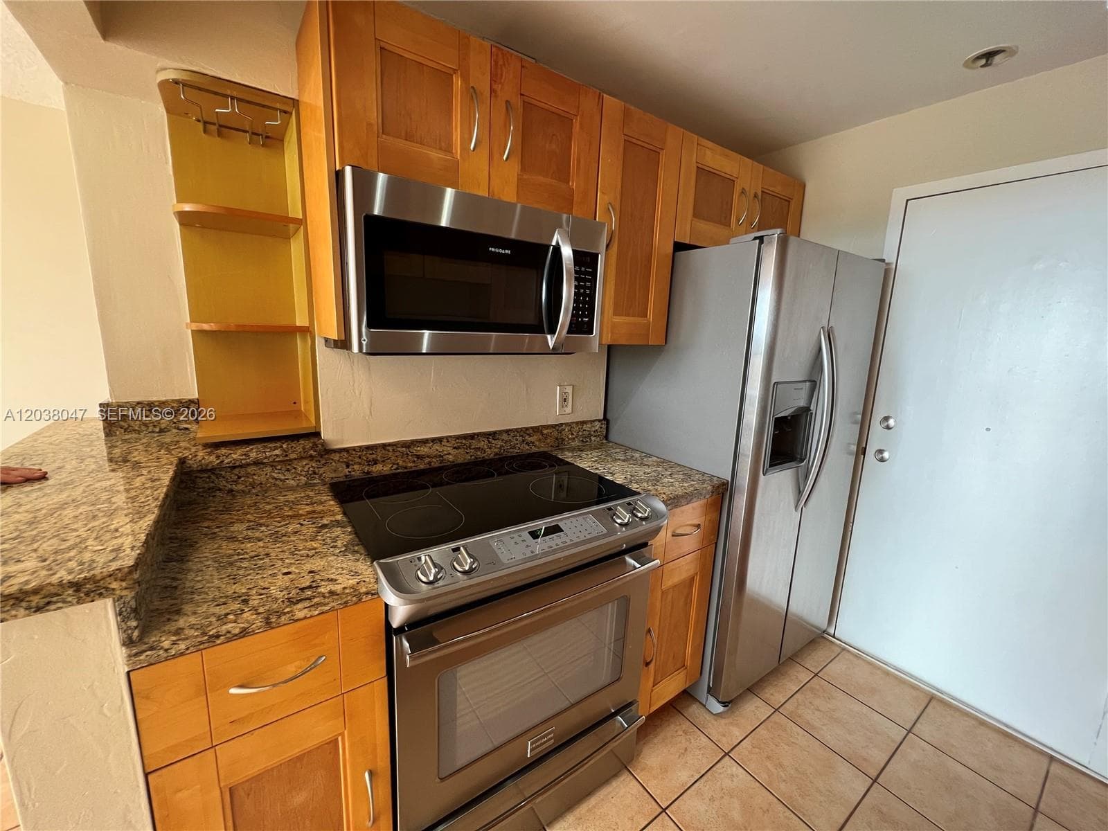2350 NE 135th St 704 photo 11