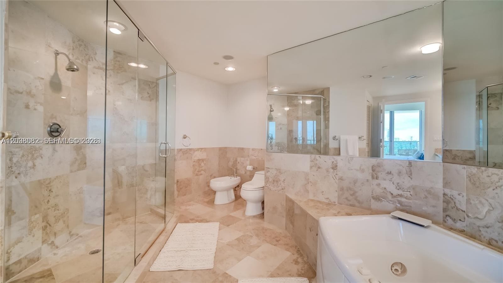 1455 Ocean Dr 902 photo 23