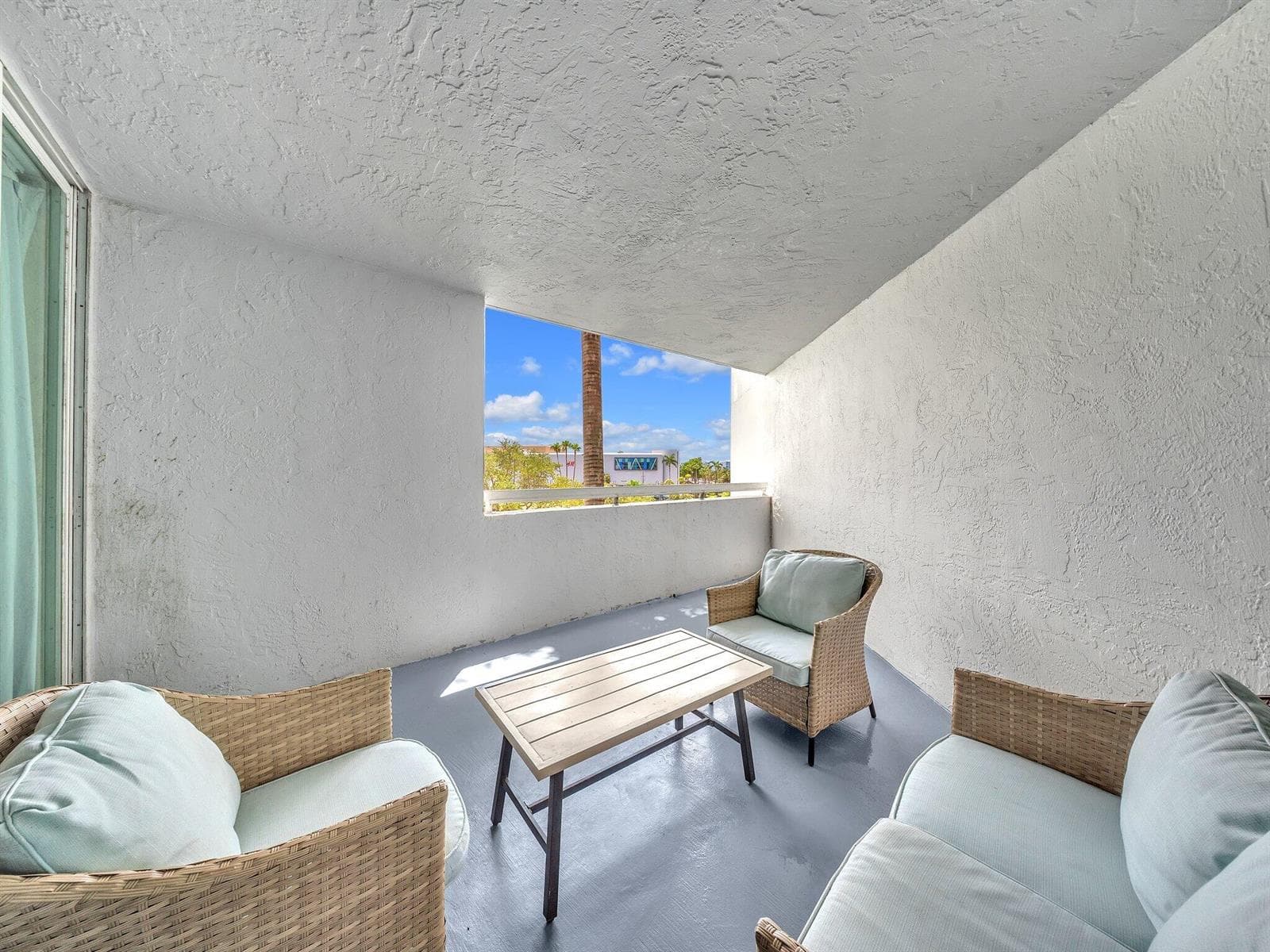 2670 E Sunrise Boulevard 323 photo 17
