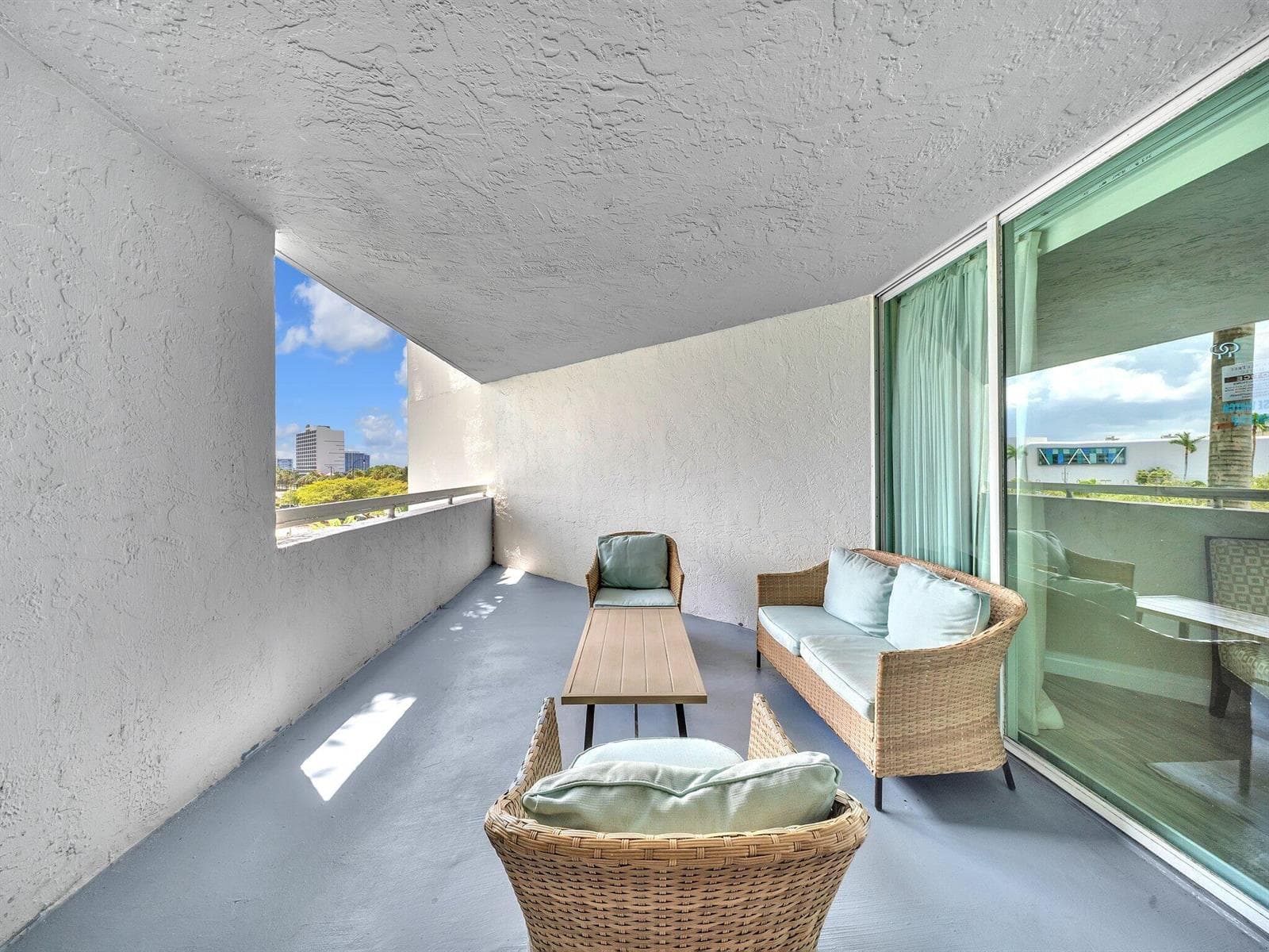 2670 E Sunrise Boulevard 323 photo 16
