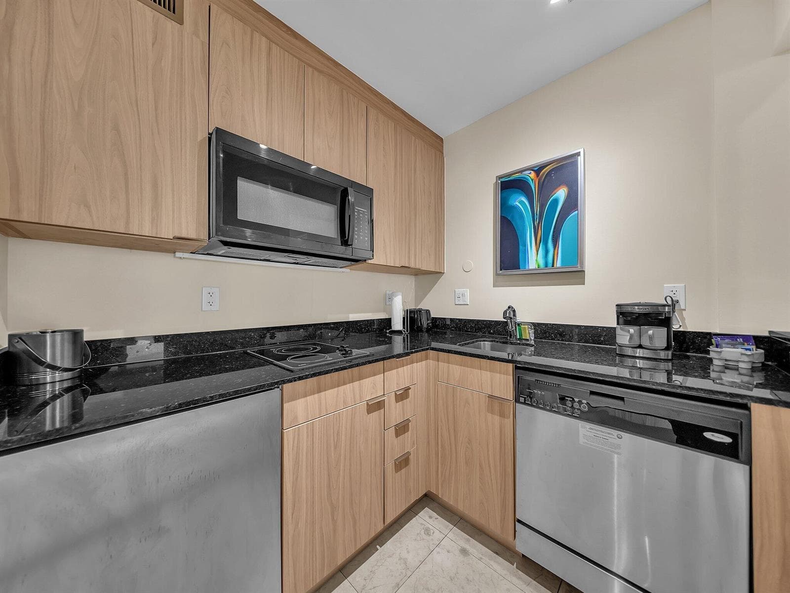 2670 E Sunrise Boulevard 323 photo 5