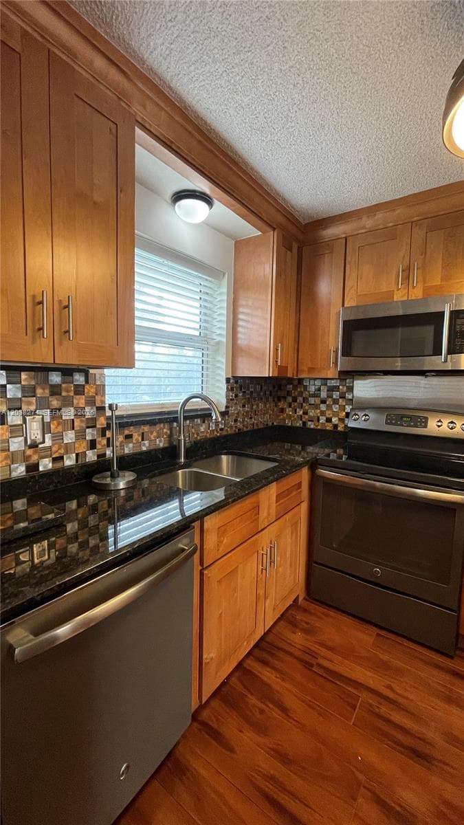 531 W Kalmia Dr 5 photo 4