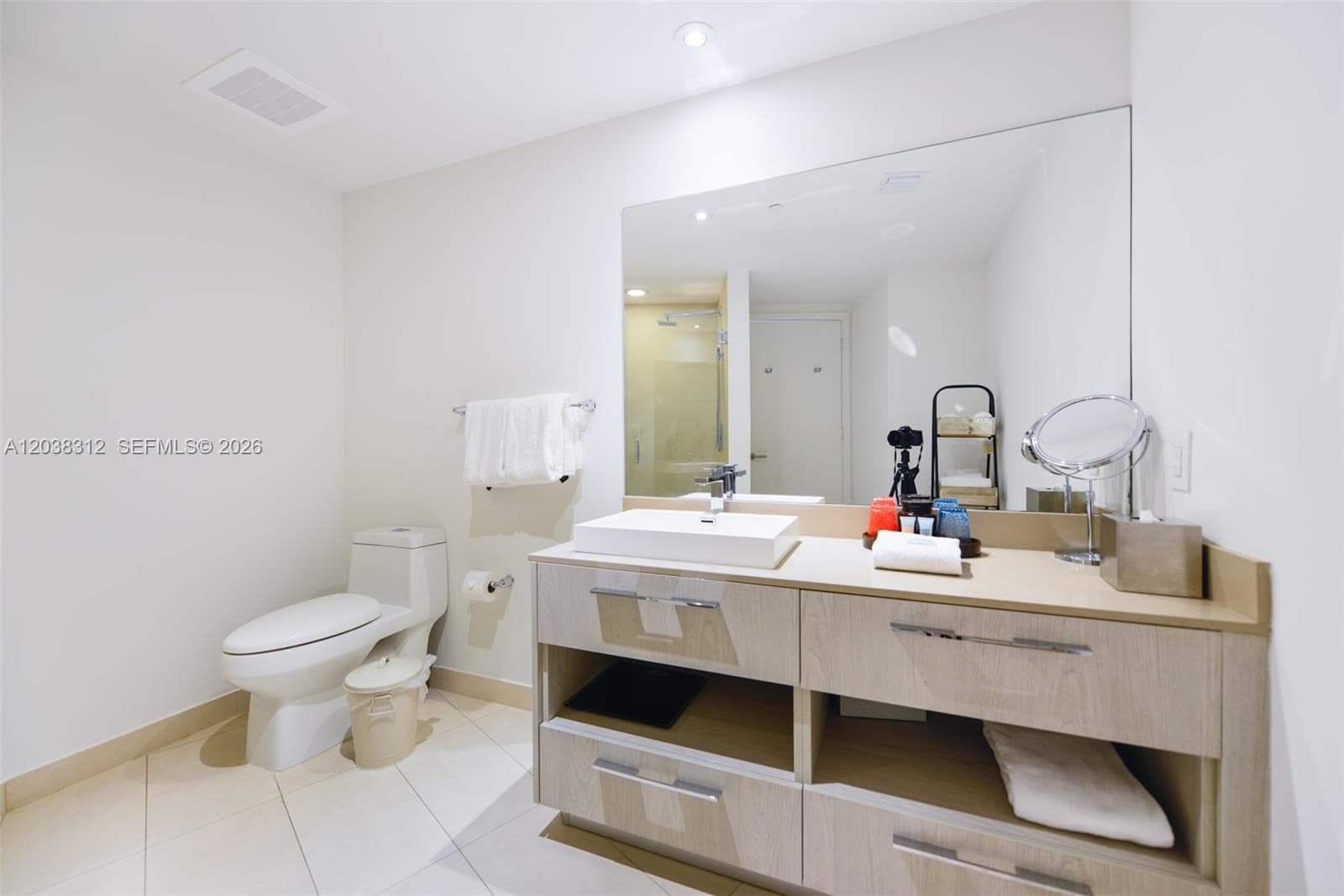 4111 S Ocean Dr 3204 photo 8