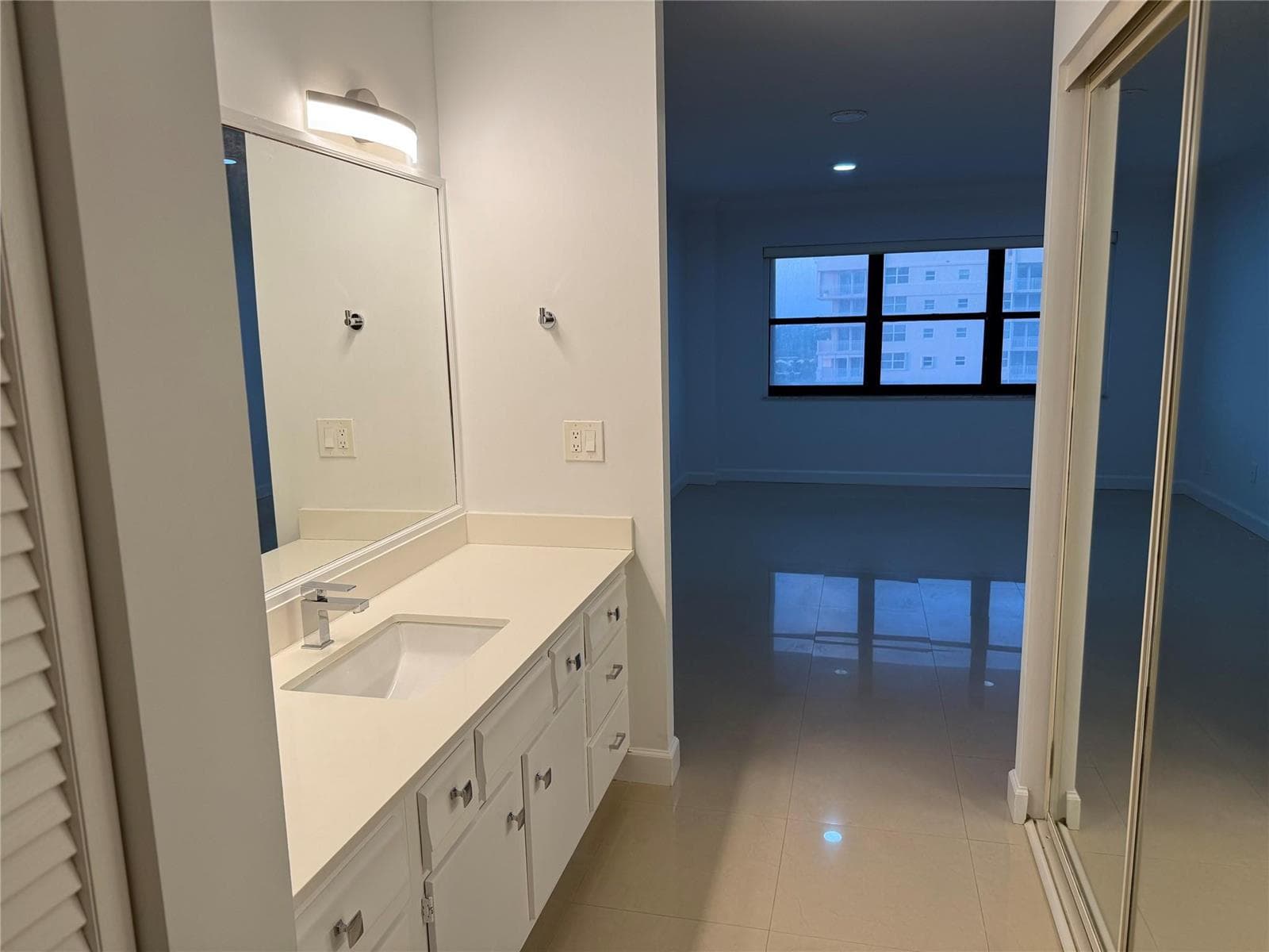 5100 N Ocean Boulevard 1504 photo 17