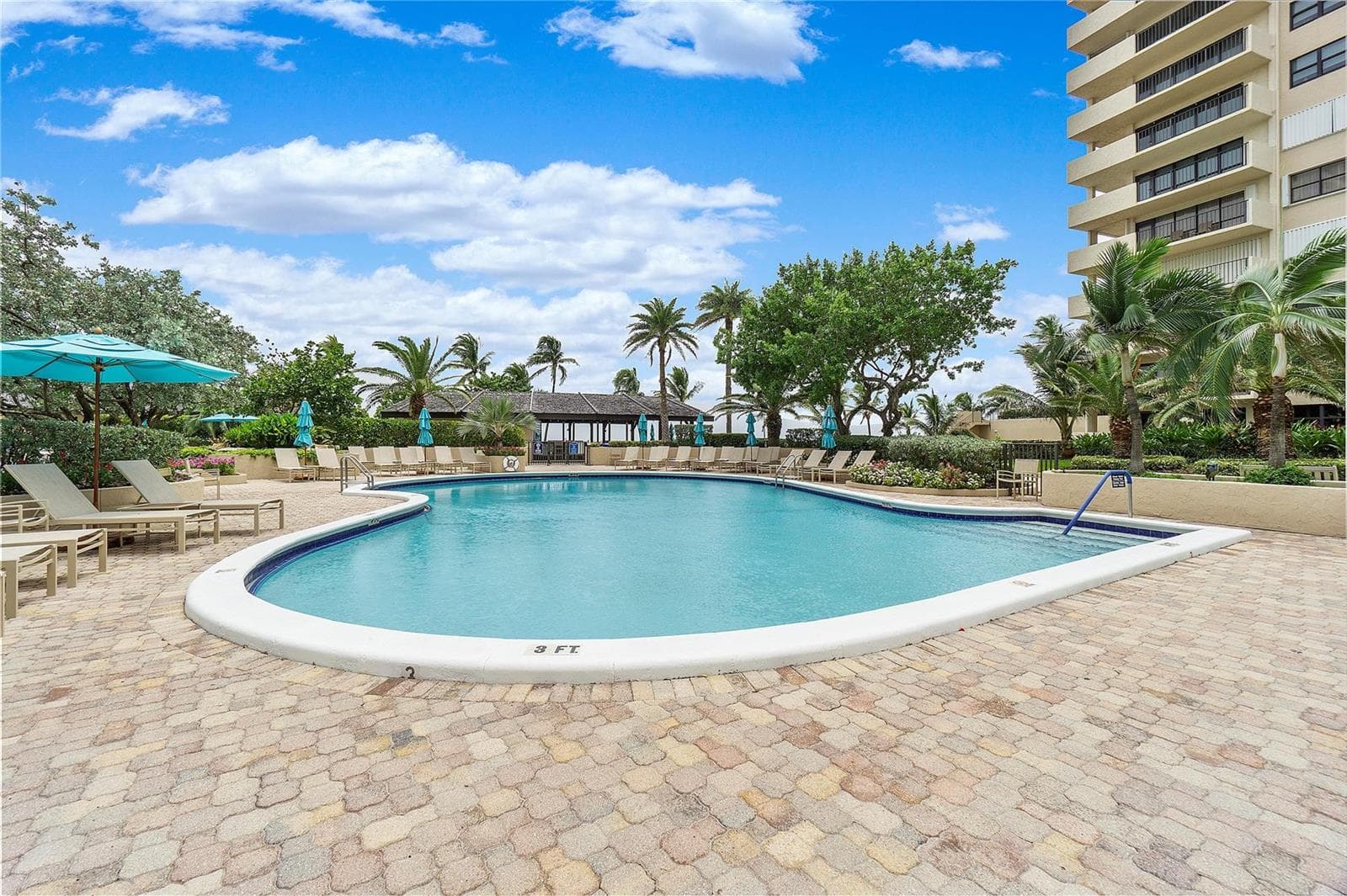 5100 N Ocean Boulevard 1504 photo 4