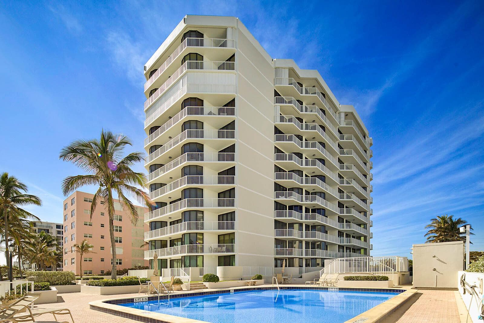 2917 S Ocean Boulevard 405 photo 2