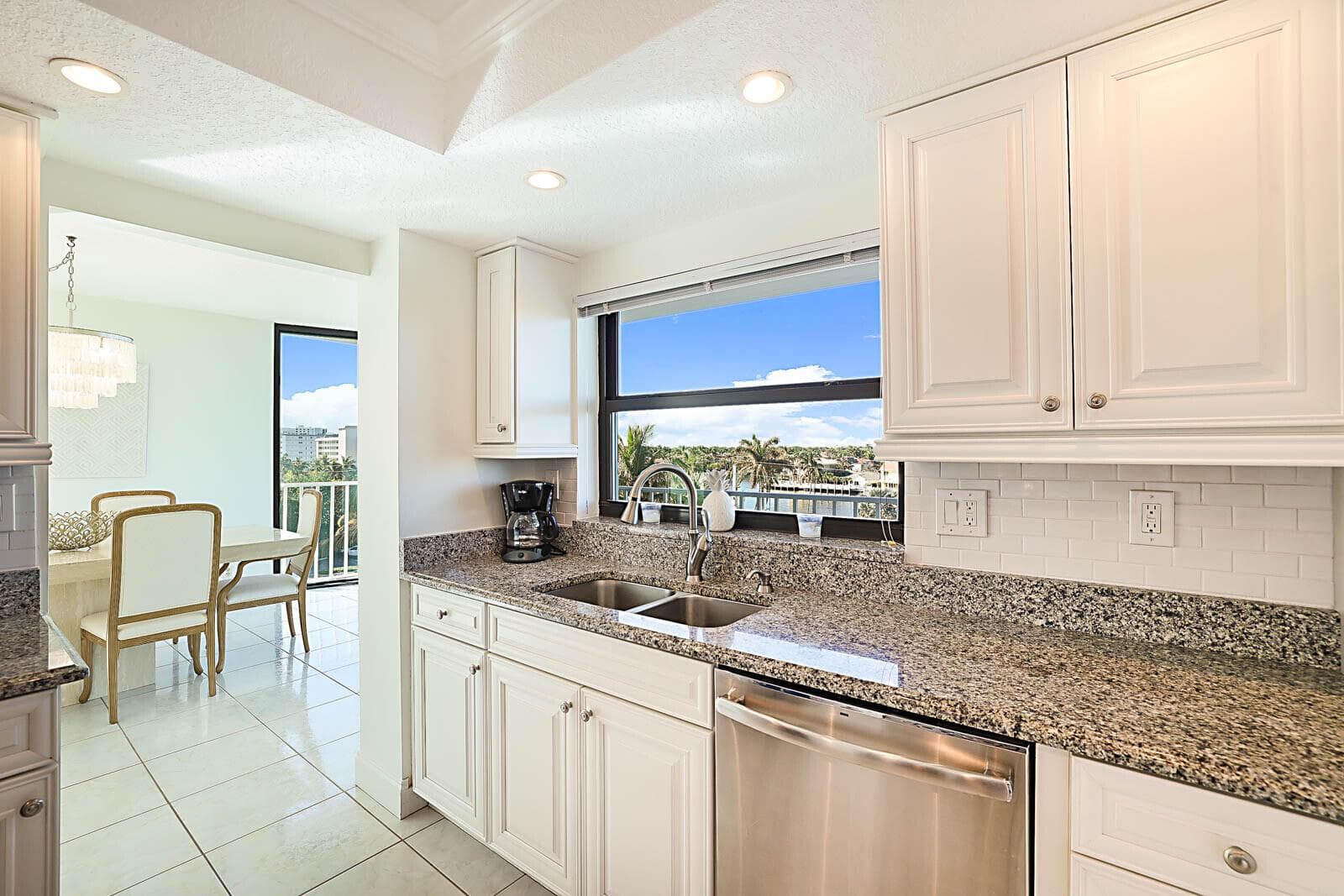 2917 S Ocean Boulevard 405 photo 13