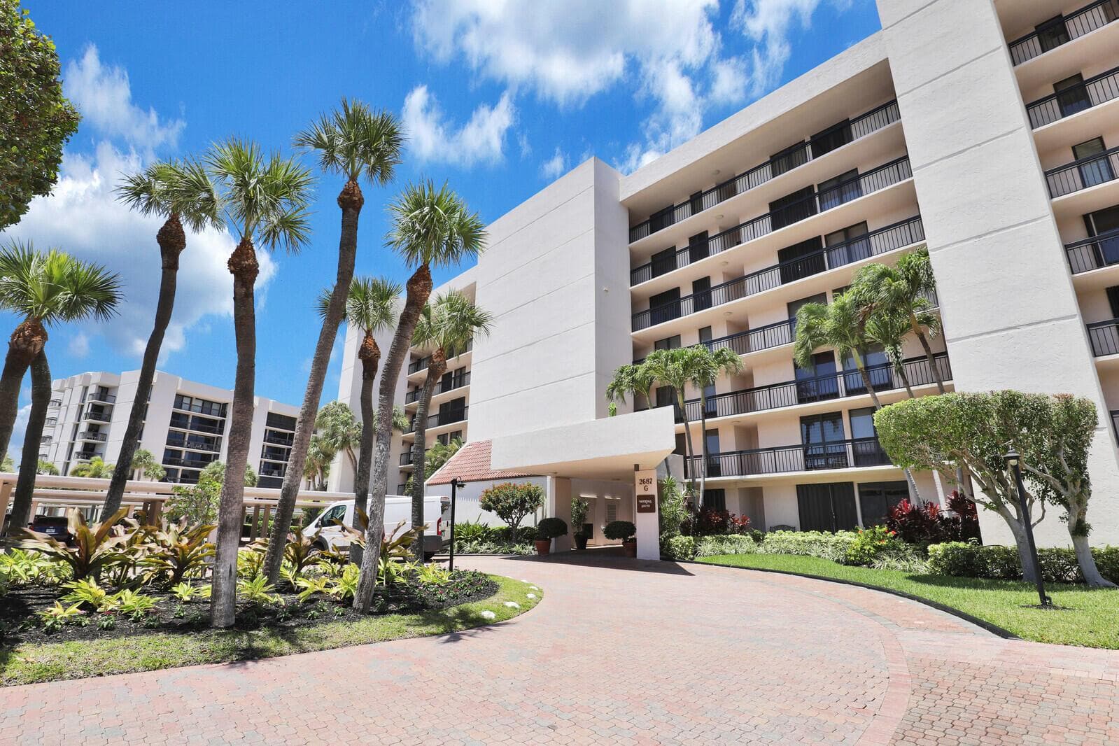 2687 N Ocean Boulevard G-305 photo 4