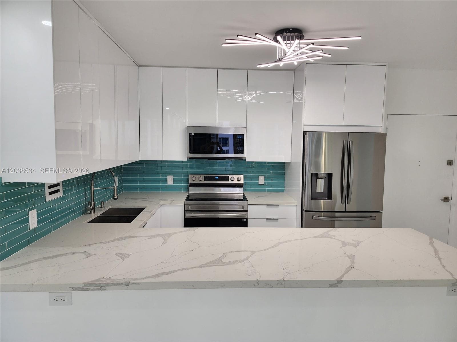 3505 S Ocean Dr 716 photo 5