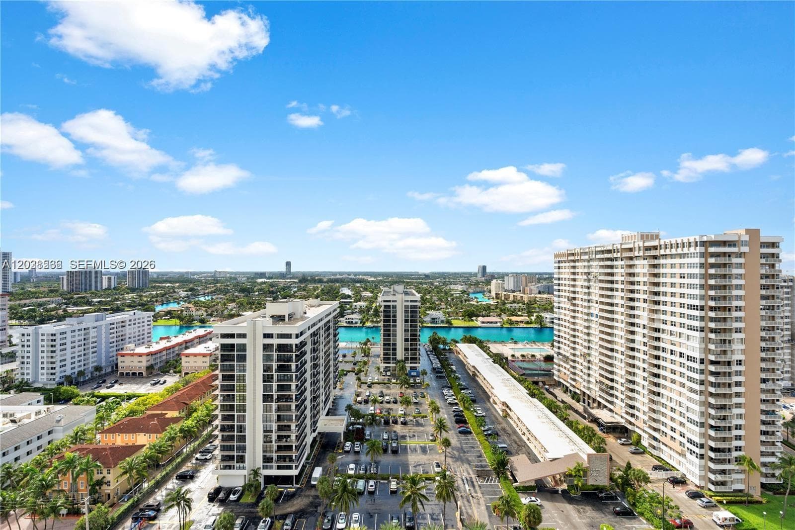 2030 S Ocean Dr 2127 photo 1