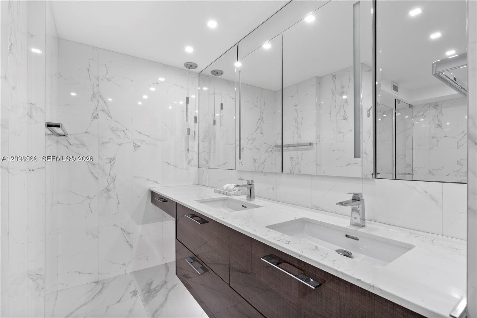 2030 S Ocean Dr 2127 photo 18
