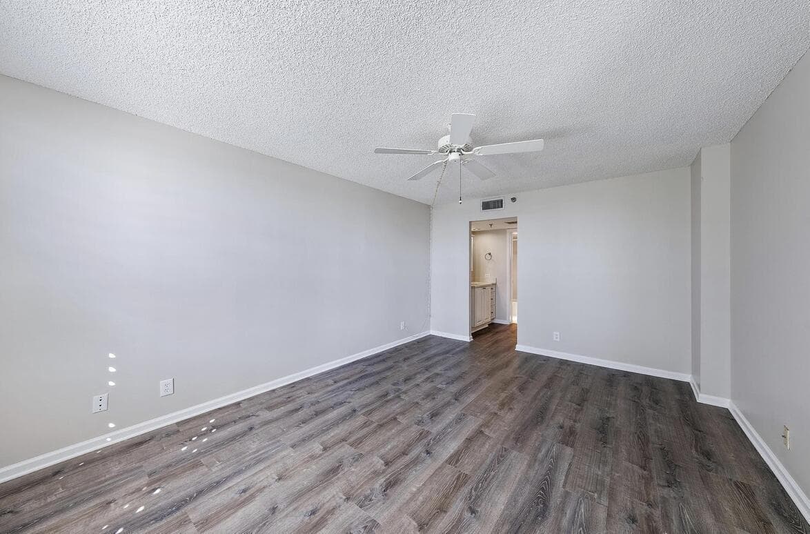 1748 Jupiter Cove Drive 121 A photo 17