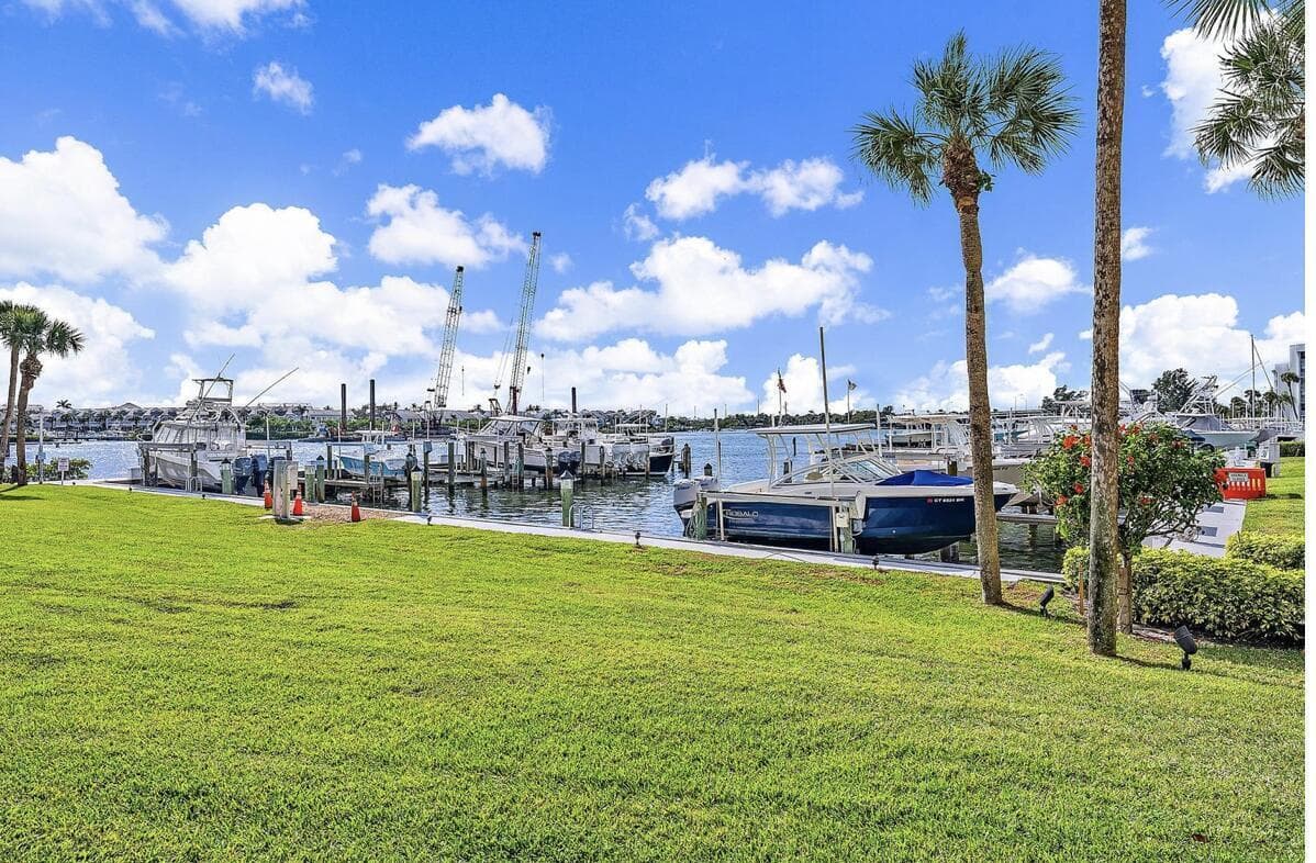 1748 Jupiter Cove Drive 121 A photo 5