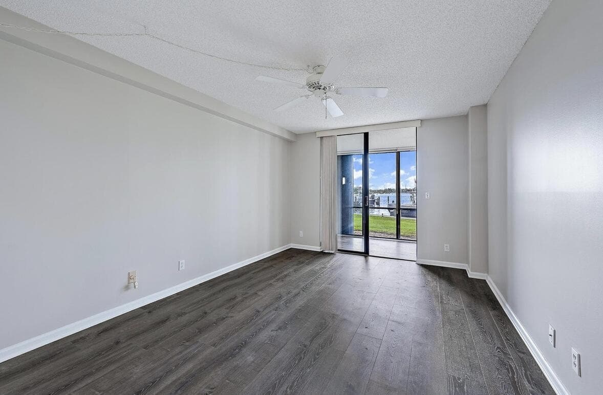1748 Jupiter Cove Drive 121 A photo 18