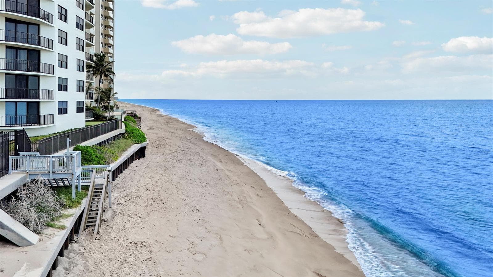 5420 N Ocean Drive 204 photo 2