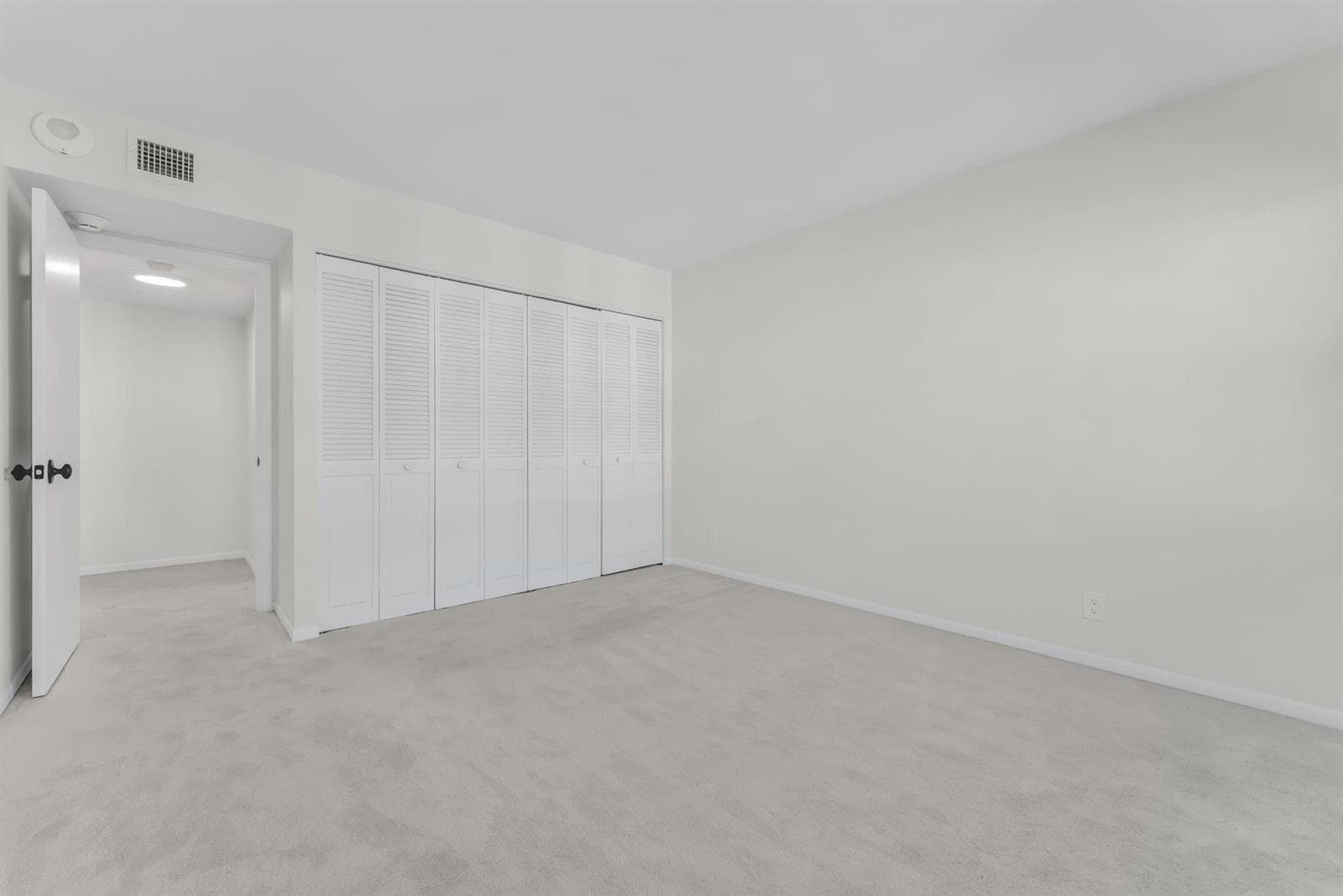 5000 N Ocean Boulevard 908 photo 13