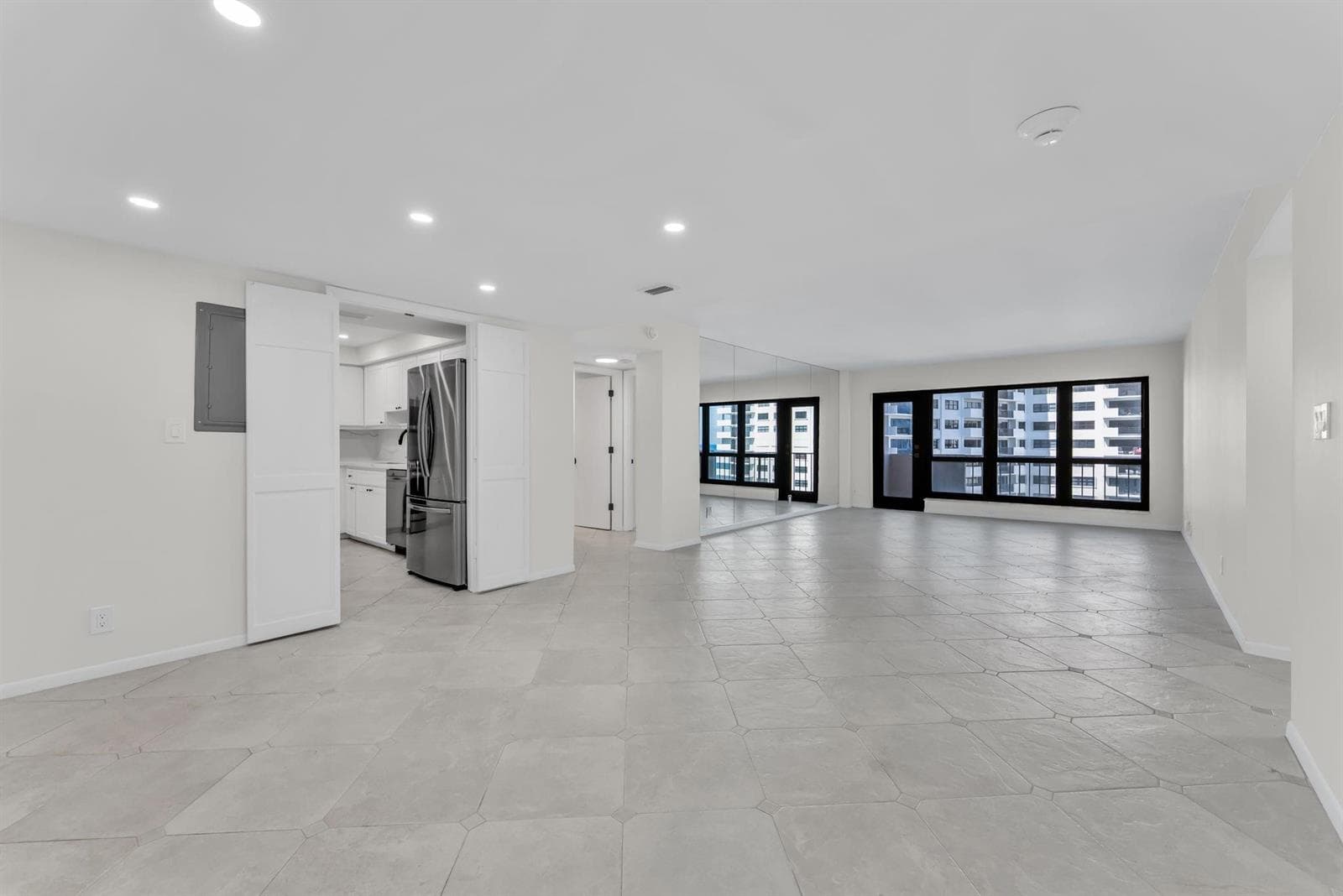 5000 N Ocean Boulevard 908 photo 4