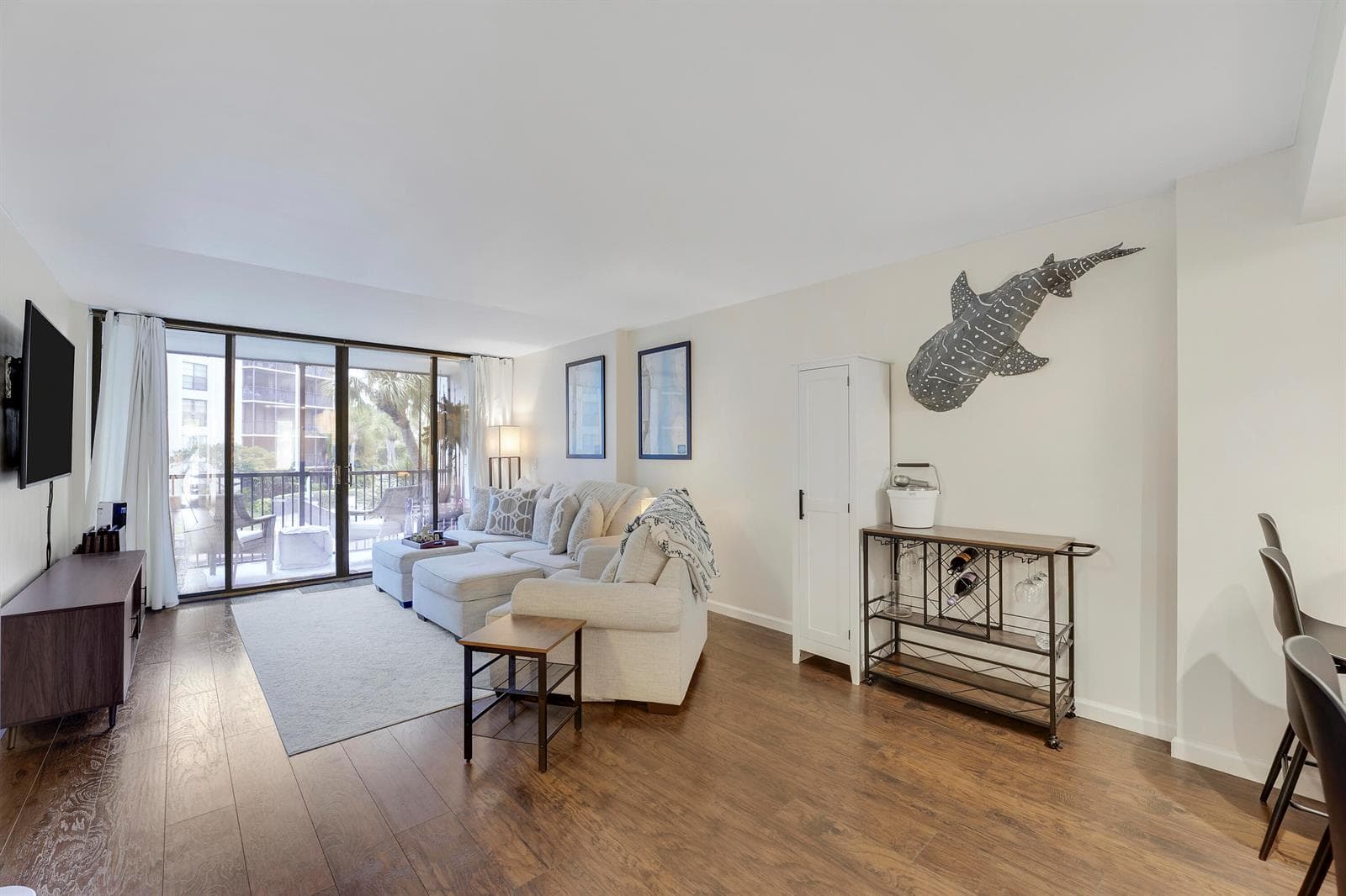 20 Royal Palm Way 204 photo 10
