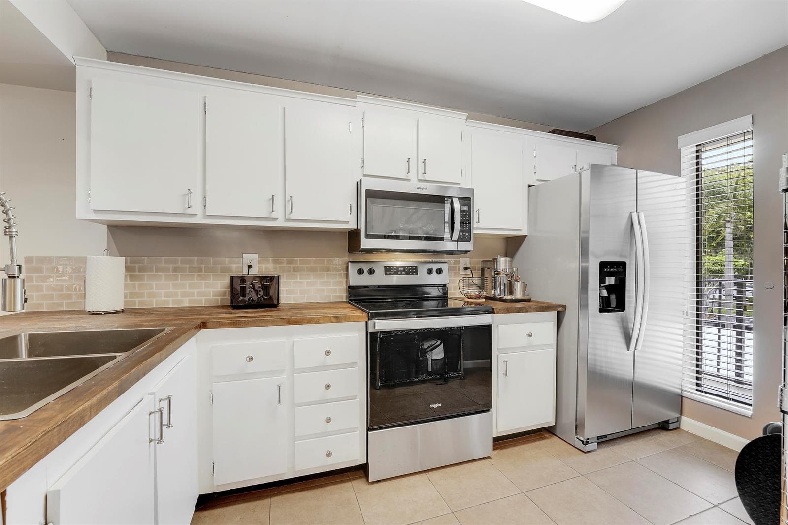 20 Royal Palm Way 204 photo 4
