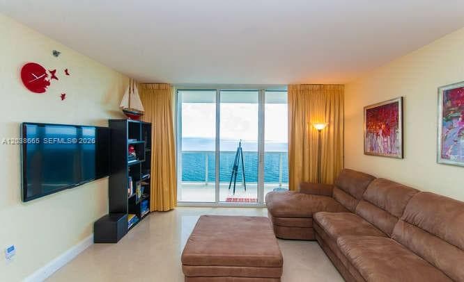 1800 S Ocean Dr 3103 photo 8