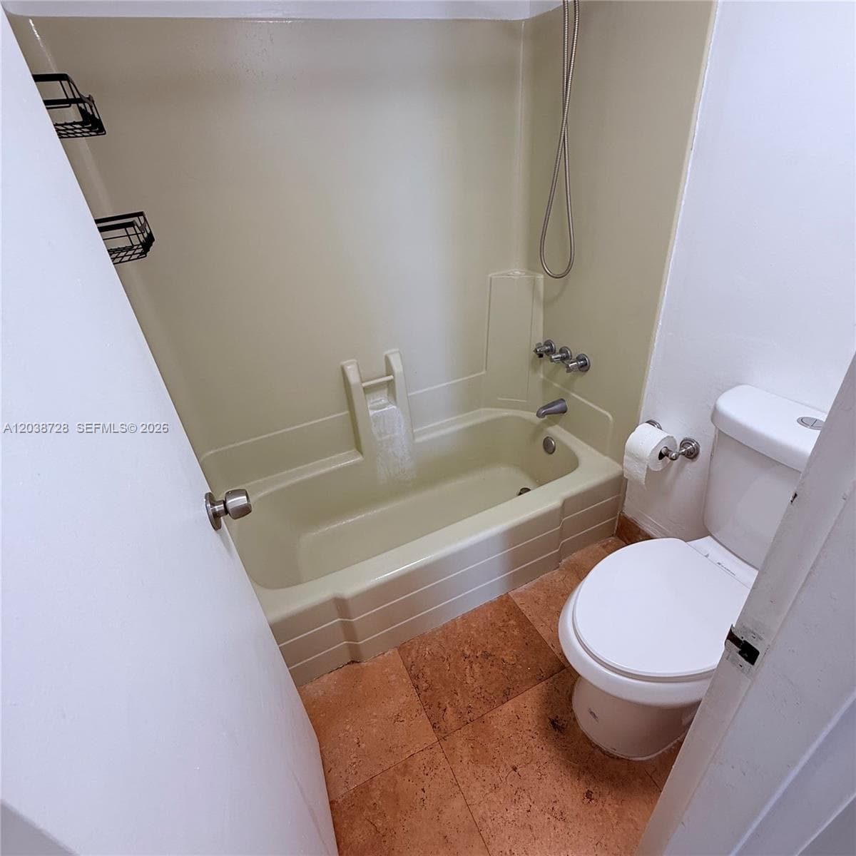 2350 NE 135th St 802 photo 12