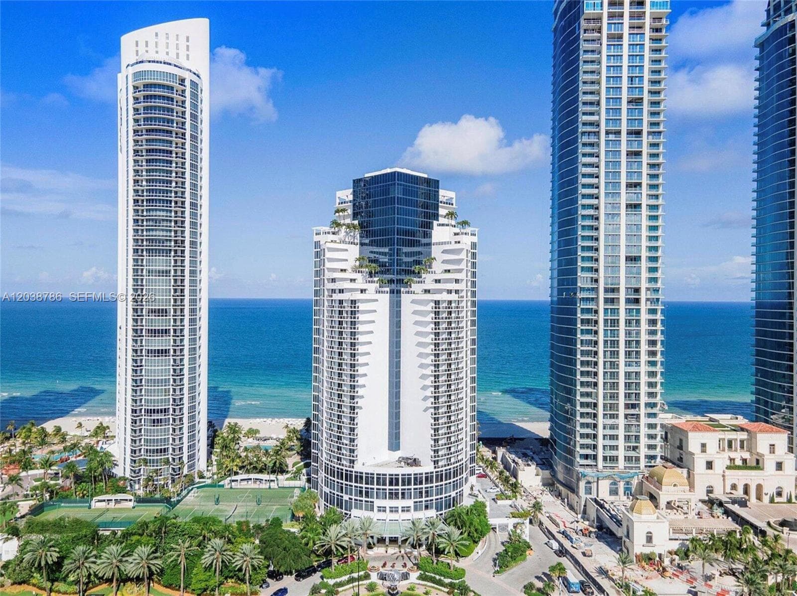 18001 Collins Ave 1902 photo 1