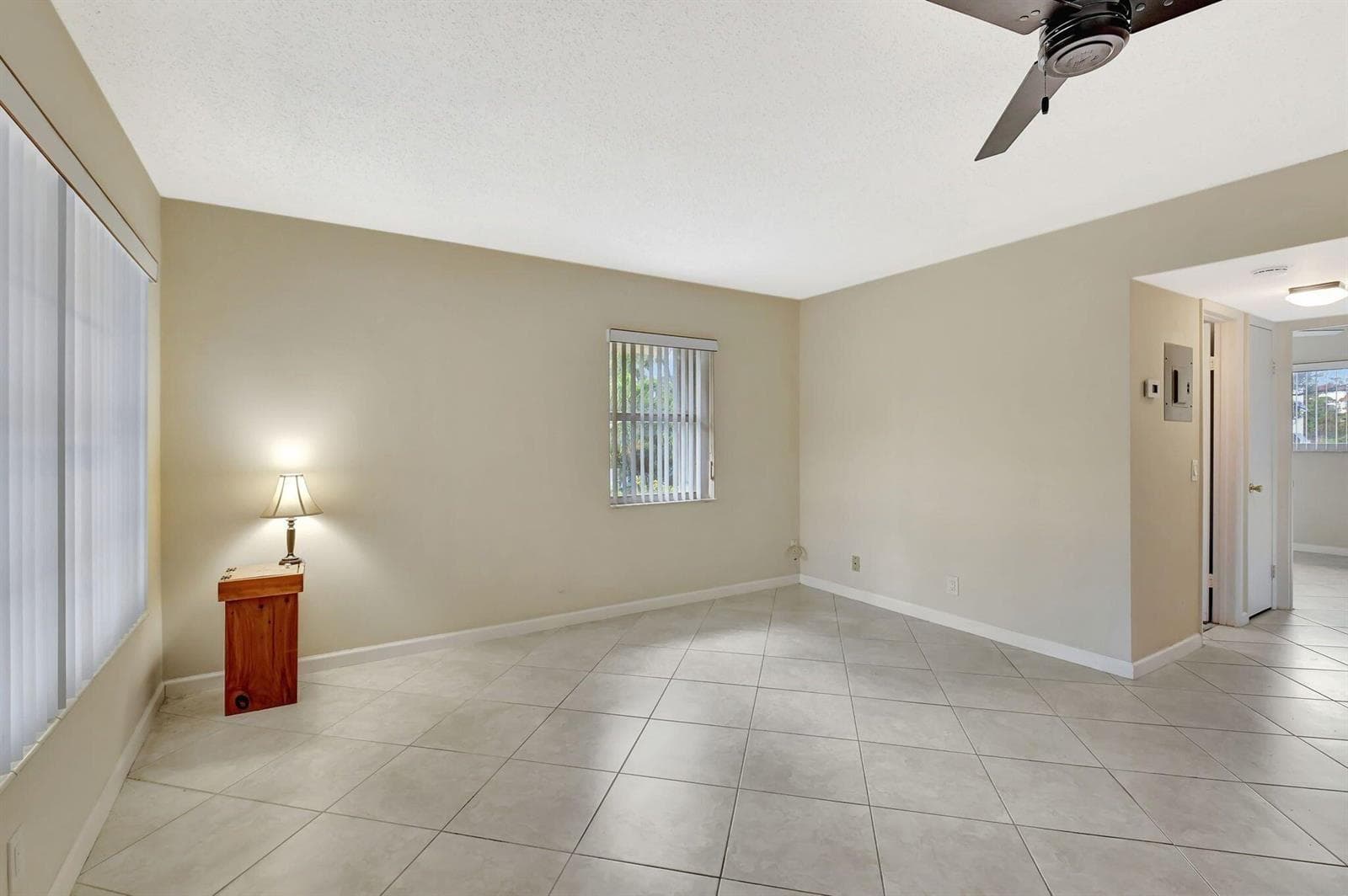 638 Snug Harbor Drive E11 photo 5