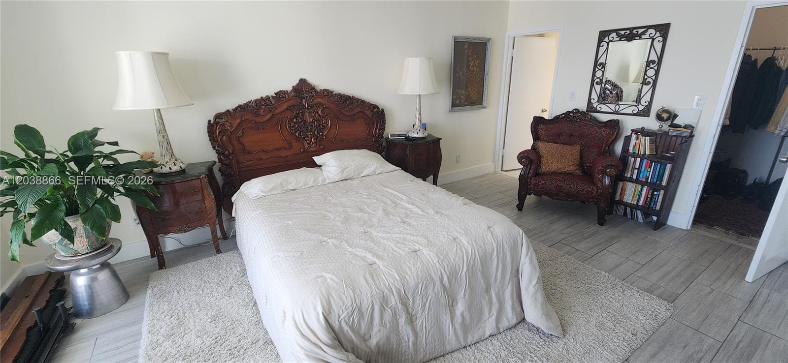 5401 Collins Ave 1513 photo 22