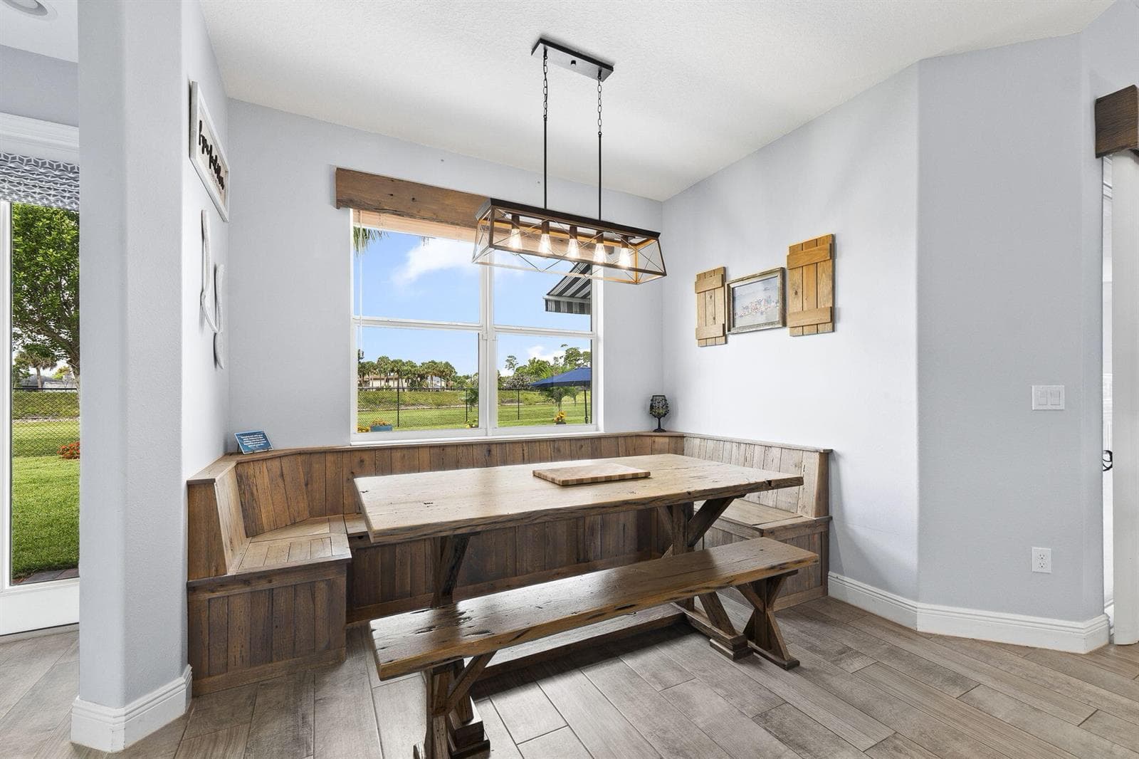 2091 SW Hobby Court photo 24