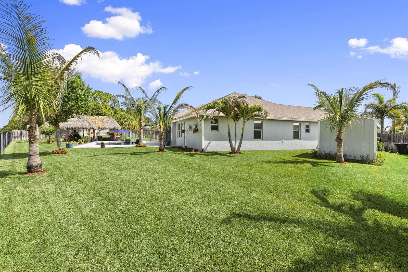 2091 SW Hobby Court photo 15