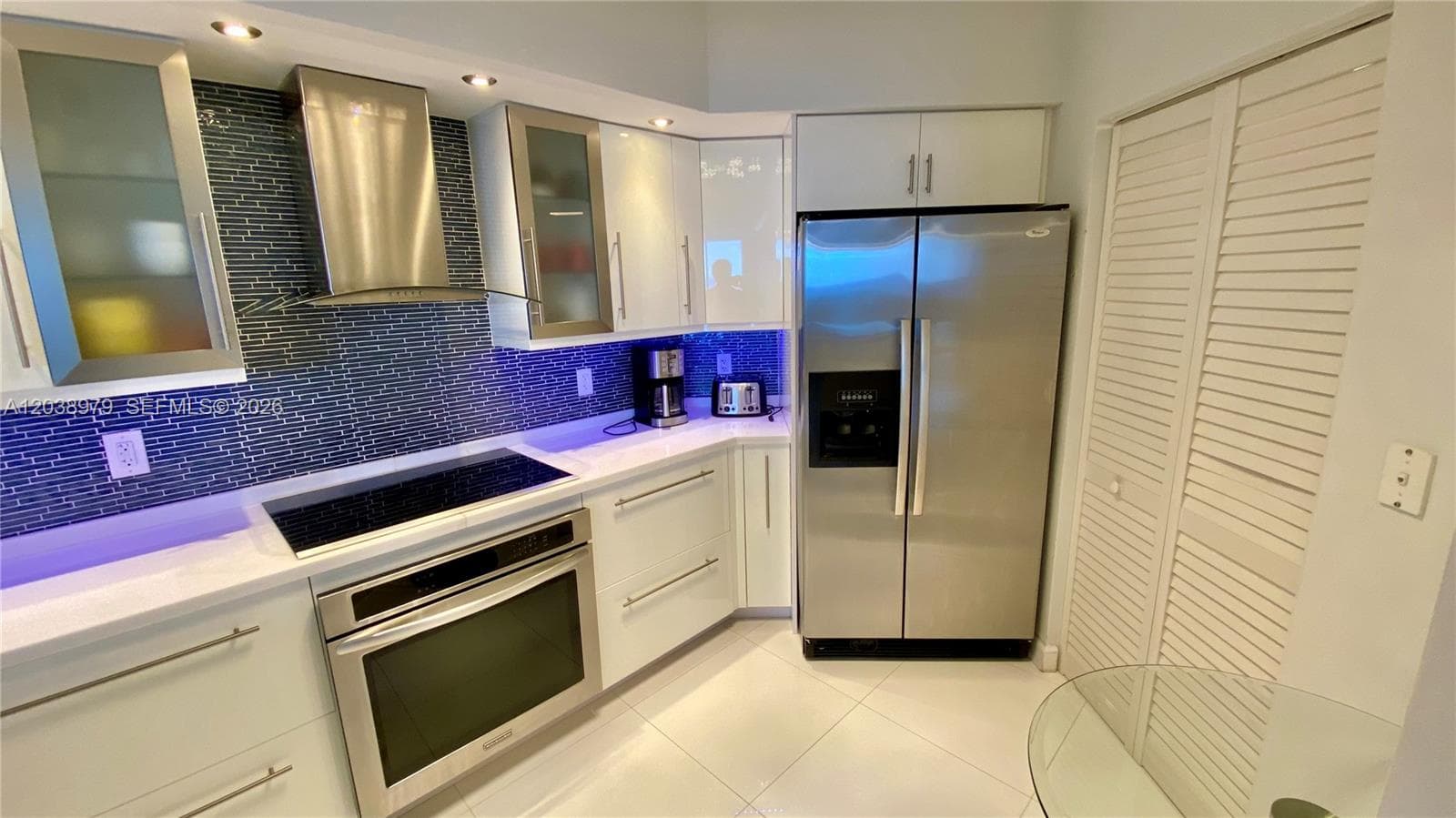 16699 Collins Ave 1602 photo 9