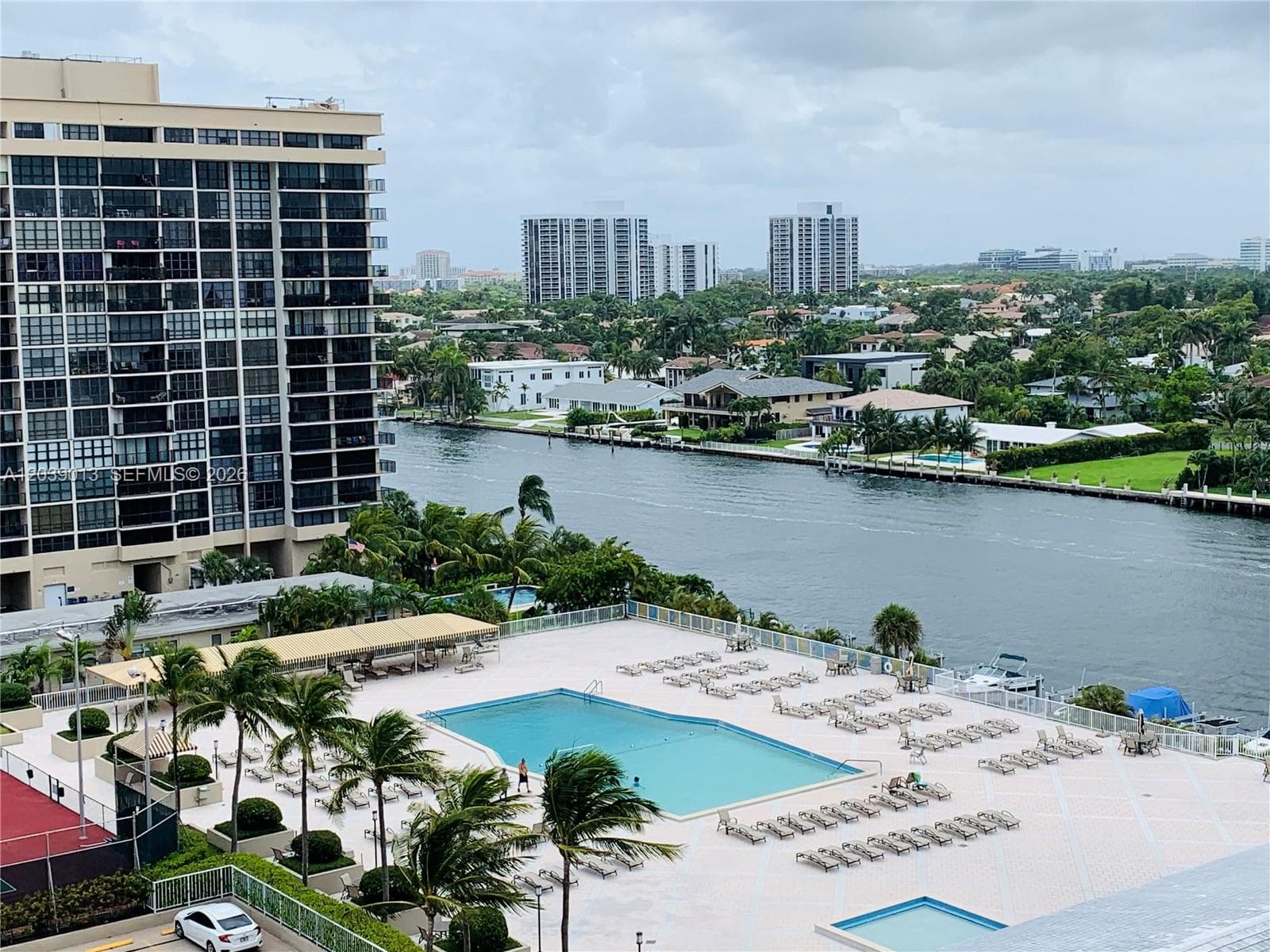 1950 S Ocean Dr 4C photo 18