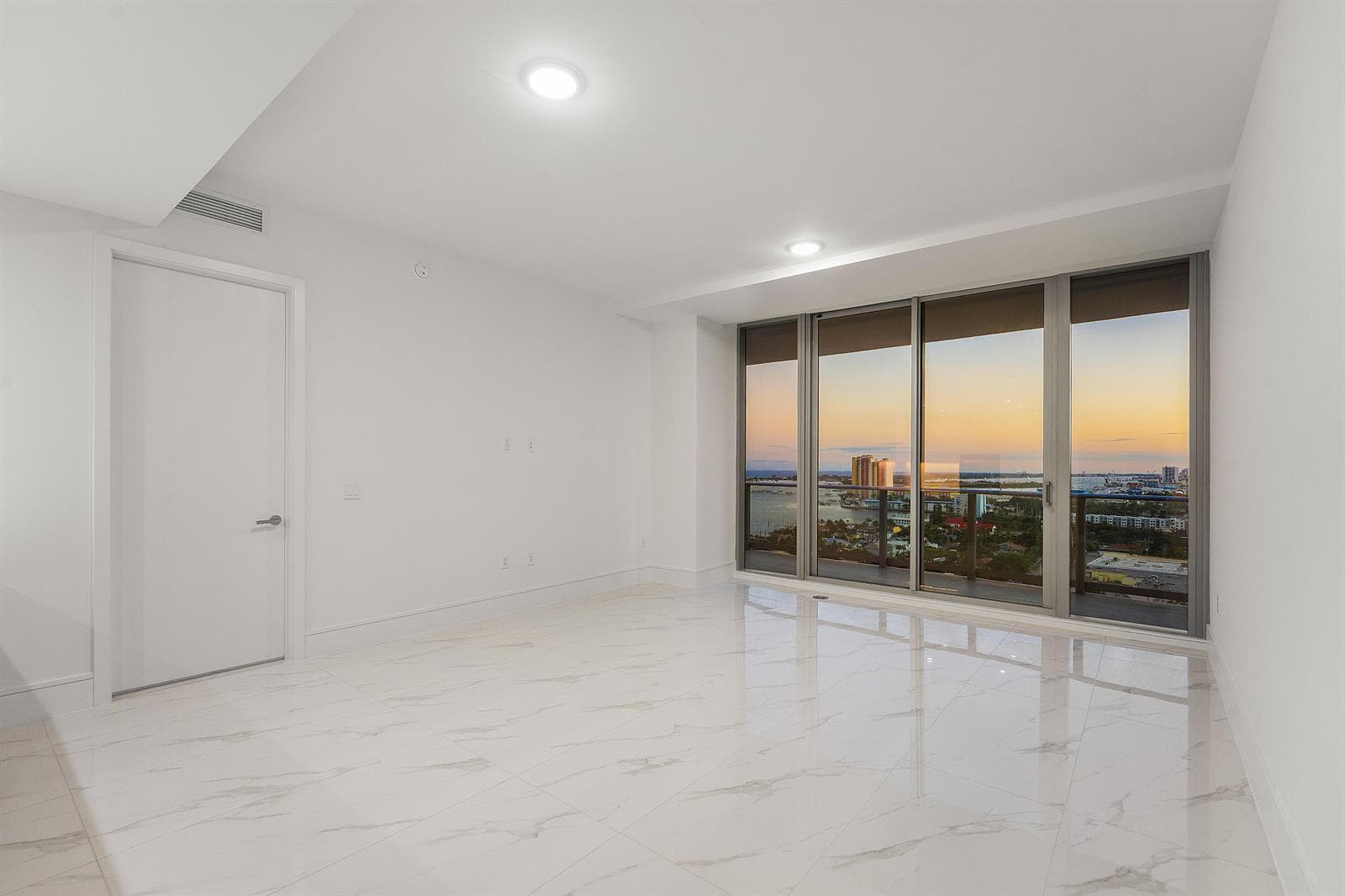 220 Lake Shore Drive 1911 photo 11