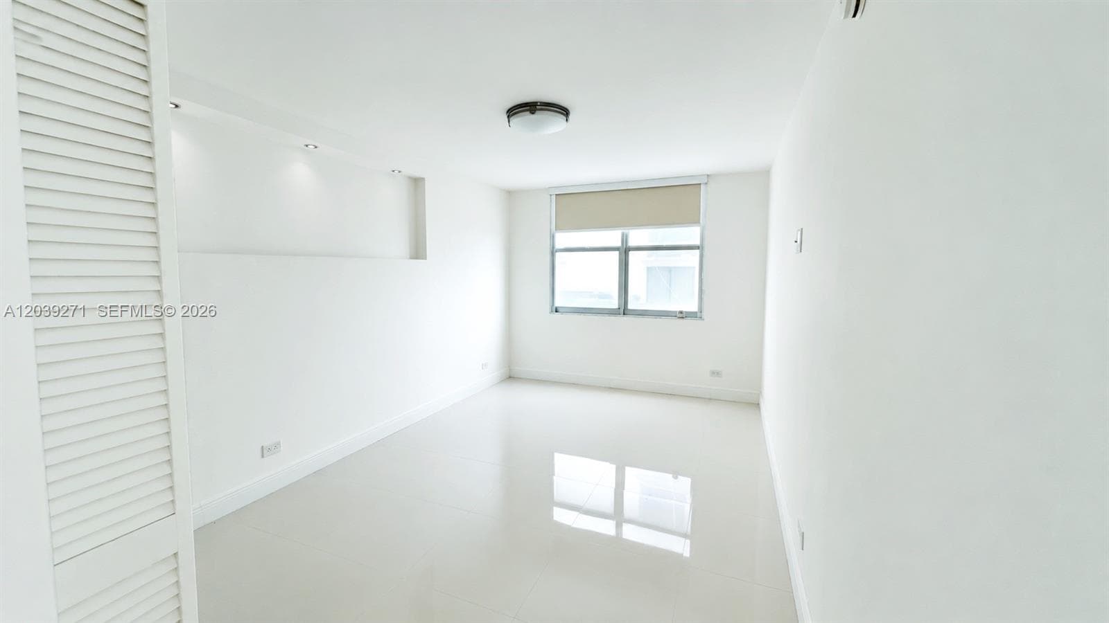 6039 Collins Ave 401 photo 6
