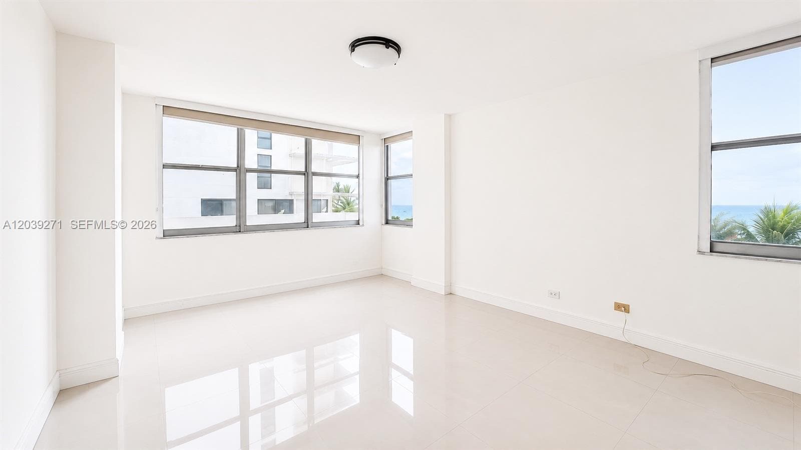 6039 Collins Ave 401 photo 3
